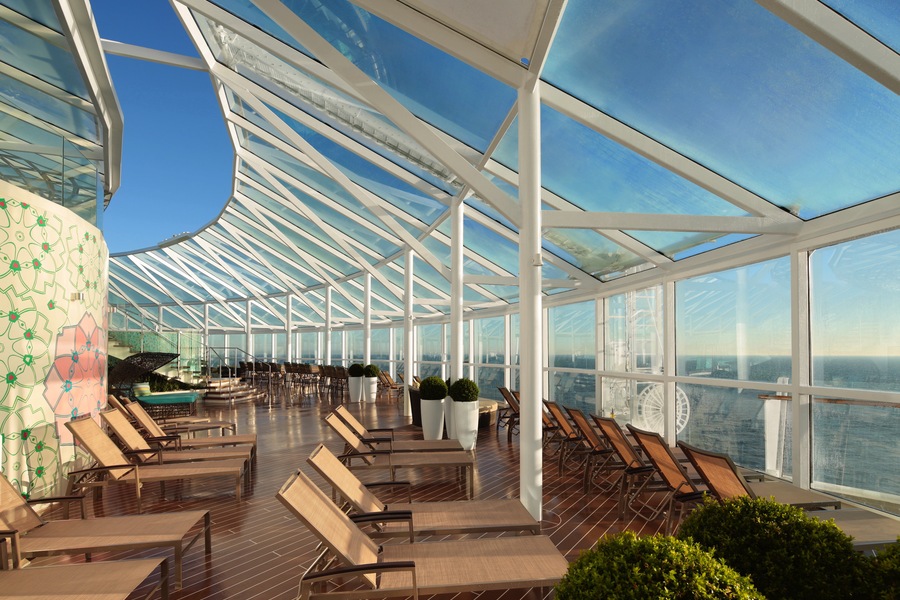 Royal Caribbean International, Symphony of the Seas, Solarium 1.jpg